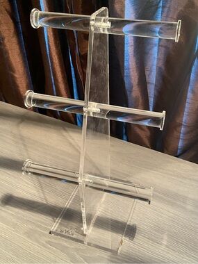 Clear Acrylic Bracelet Display Stand - Transparent Jewelry Organizer